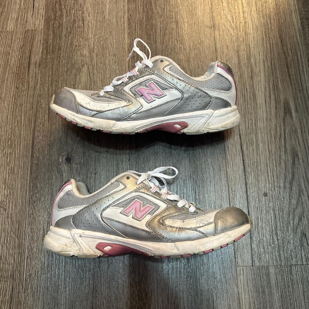 New balance 686 sneakers